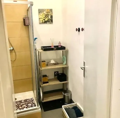 Klimatisierte Sehr Zentrale Wohnung-loftstyle- Apartamento Viena